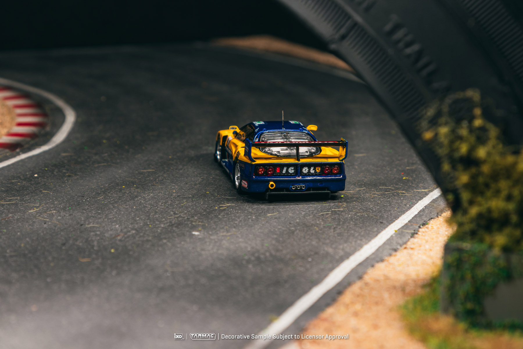 In Stock TW 1:64 Ferrari F40 G - Die Cast Car 1 64 recensie en prijs